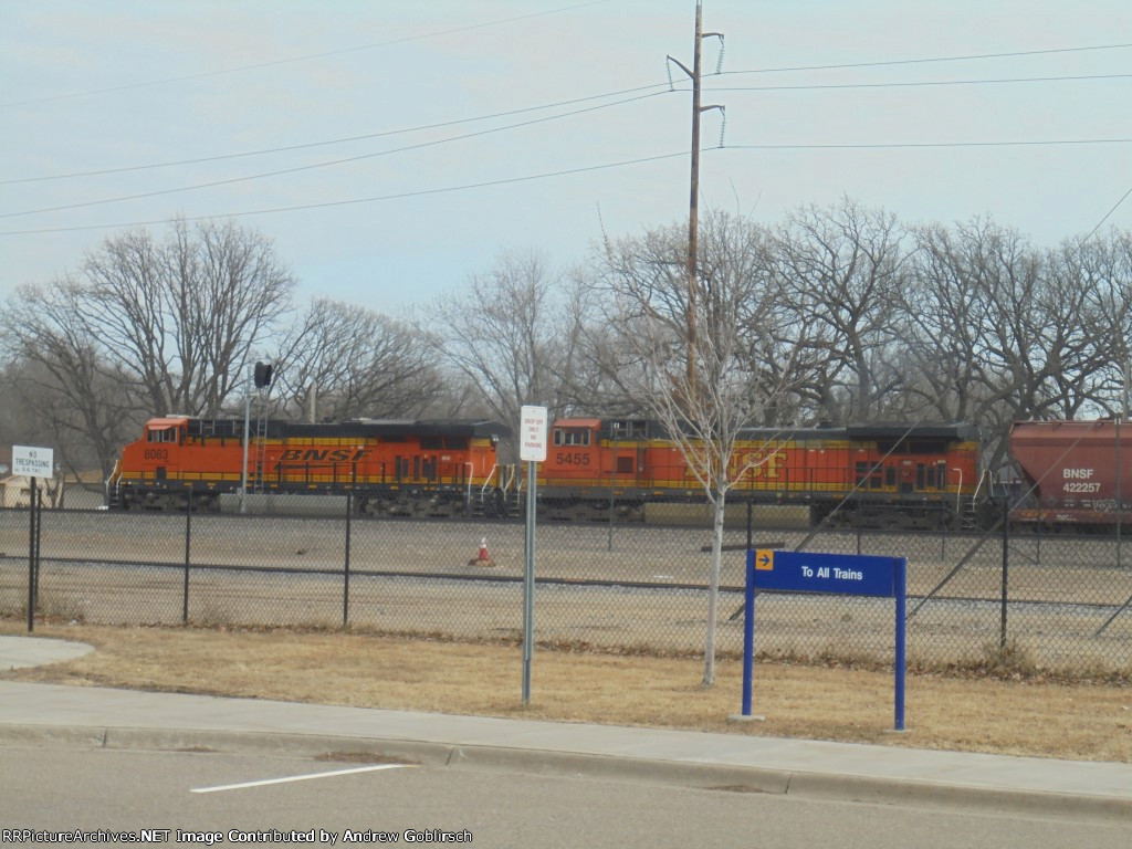 BNSF 8083 & 5454